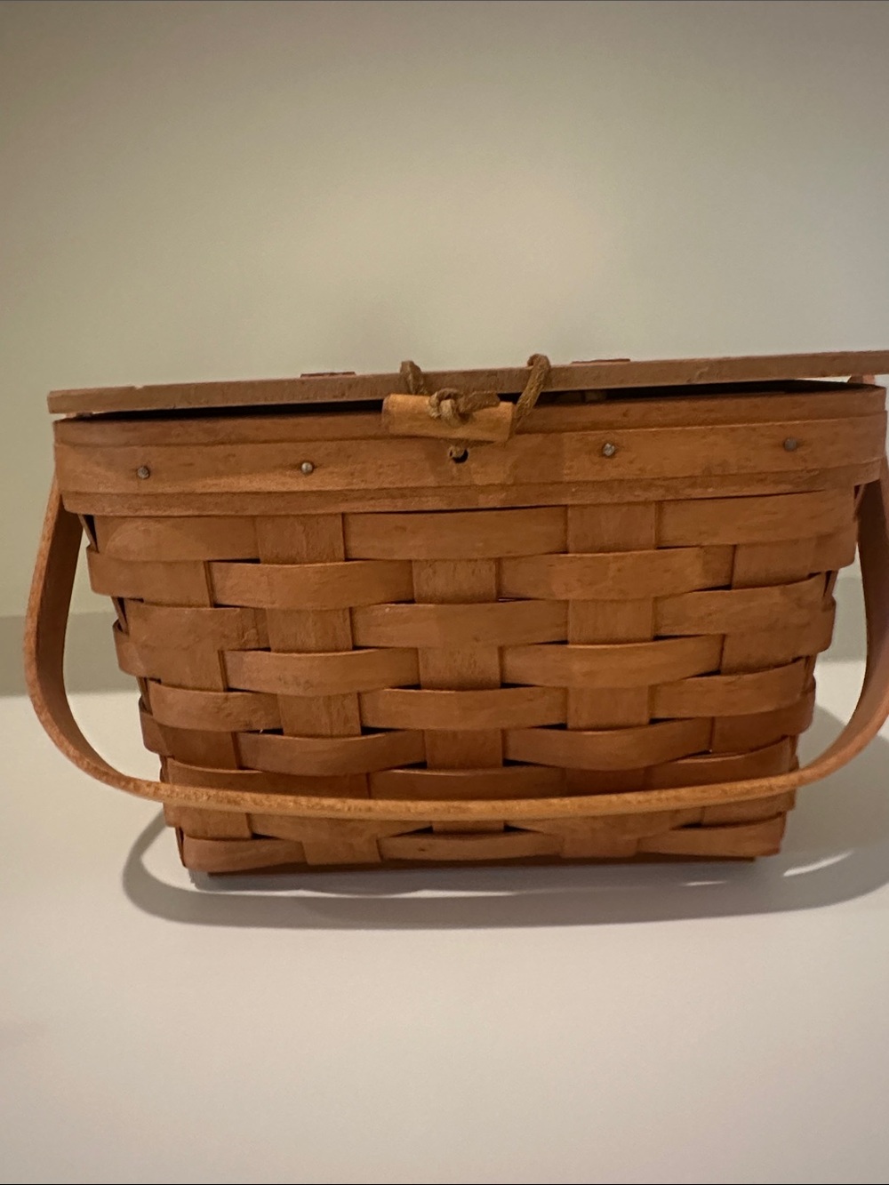1994 Longaberger Basket with Wooden Lid and Handle